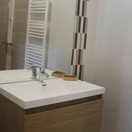 De Charme Avec Piscine Couverte, Ideal Pour 10 Pers., Pmr, Proche Puy Du Fou, Grand Jardin, Loisirs - Fr-1-426-428 Holiday home