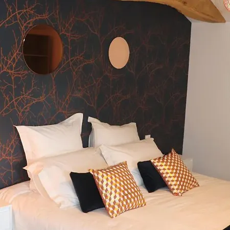 Country house Logis De Caractere 18eme Siecle, 10 Personnes Les Herbiers