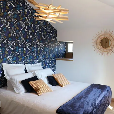 Hébergement de vacances Logis De Caractère 18ème Siècle, 10 Personnes - Fr-1-426-428 Les Herbiers