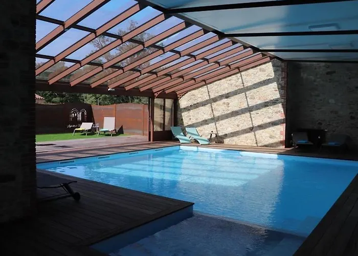 Logis De Caractère 18ème Siècle, 10 Personnes - Fr-1-426-428 Hébergement de vacances Les Herbiers