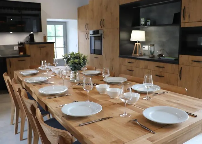 Hébergement de vacances Logis De Caractère 18ème Siècle, 10 Personnes - Fr-1-426-428 *