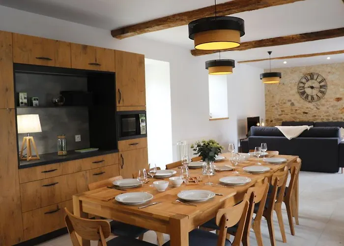 Logis De Caractère 18ème Siècle, 10 Personnes - Fr-1-426-428 * Les Herbiers